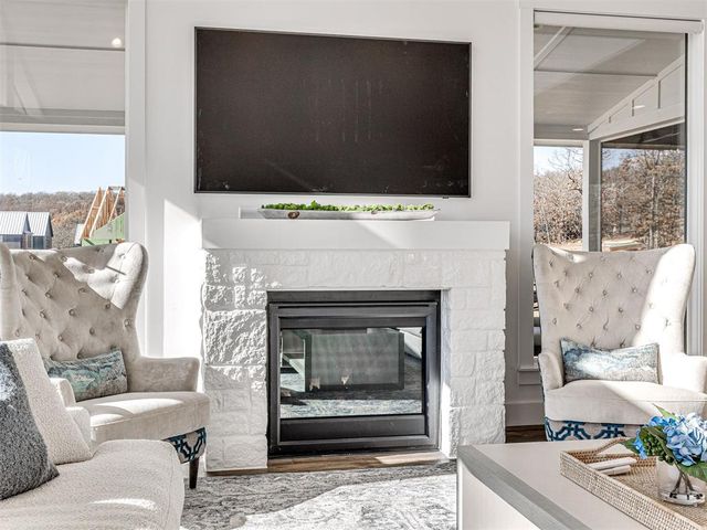 121 Lower Green Way, Carlton Landing, OK 74432