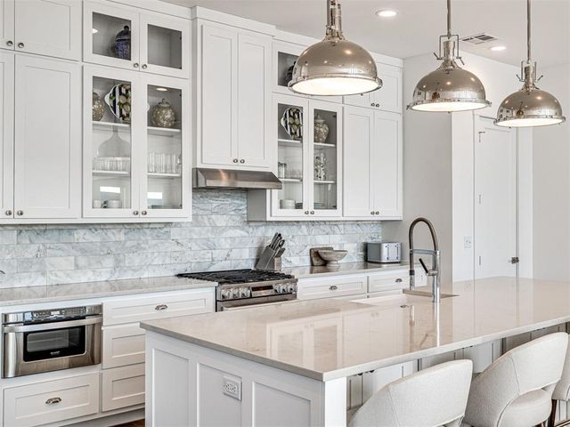 121 Lower Green Way, Carlton Landing, OK 74432