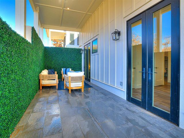 121 Lower Green Way, Carlton Landing, OK 74432