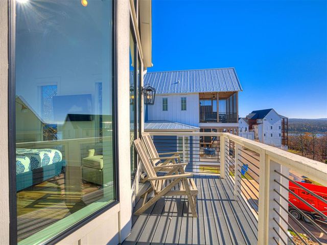 121 Lower Green Way, Carlton Landing, OK 74432