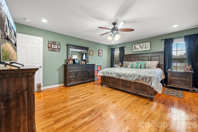 3155 Covington Way, Lenoir, NC 28645