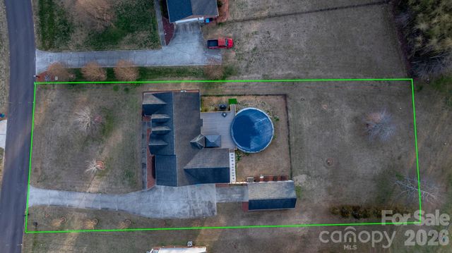 3155 Covington Way, Lenoir, NC 28645