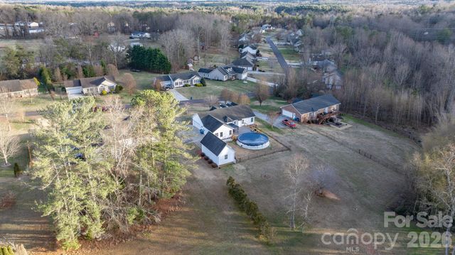 3155 Covington Way, Lenoir, NC 28645