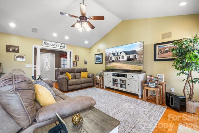 3155 Covington Way, Lenoir, NC 28645