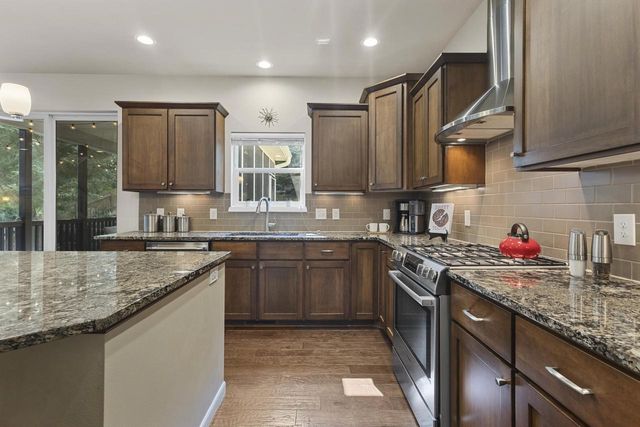 4434 Misty Valley Drive, Middleton, WI 53562