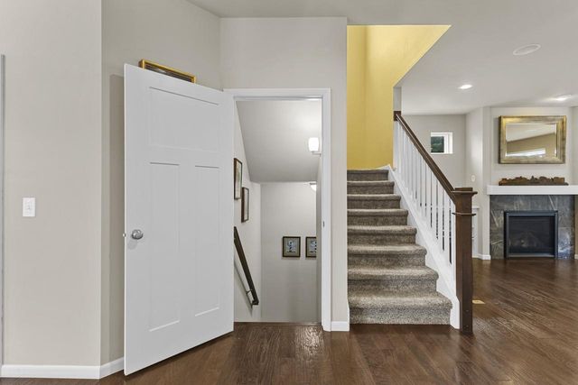 4434 Misty Valley Drive, Middleton, WI 53562