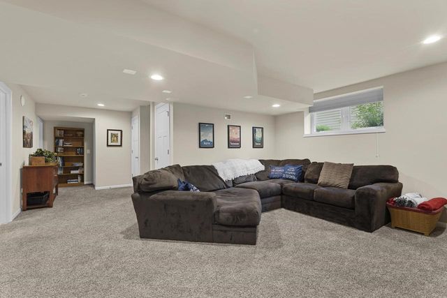 4434 Misty Valley Drive, Middleton, WI 53562