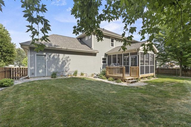 4434 Misty Valley Drive, Middleton, WI 53562