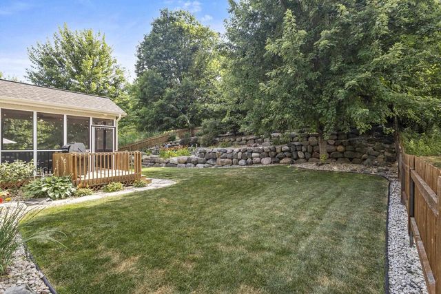 4434 Misty Valley Drive, Middleton, WI 53562