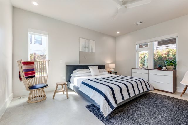 1006 Mcbroom Street, Dallas, TX 75212