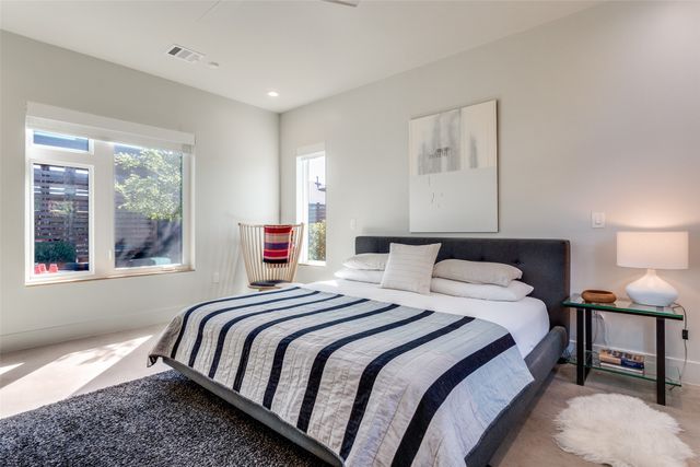 1006 Mcbroom Street, Dallas, TX 75212