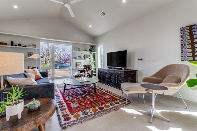 1006 Mcbroom Street, Dallas, TX 75212