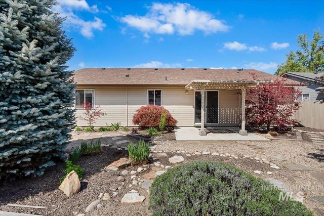 6928 N Duncan Ln, Boise, ID 83714