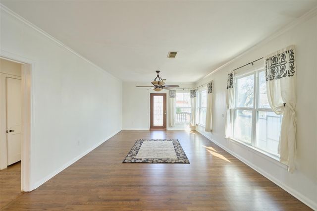1111 Rutland Street, Houston, TX 77008