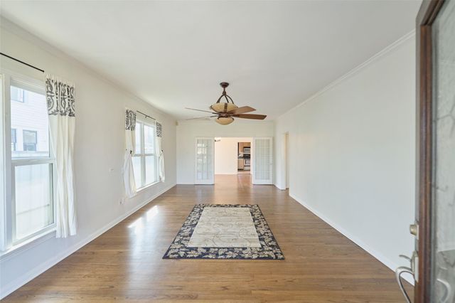 1111 Rutland Street, Houston, TX 77008