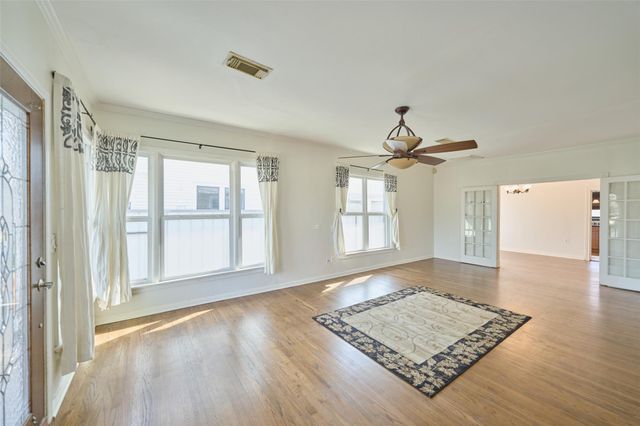 1111 Rutland Street, Houston, TX 77008