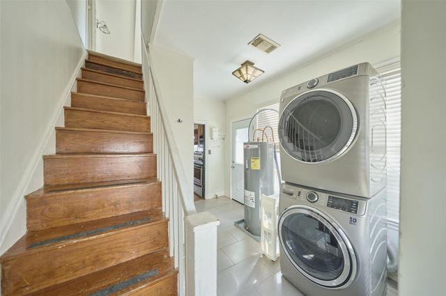 1111 Rutland Street, Houston, TX 77008
