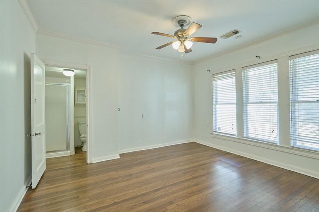 1111 Rutland Street, Houston, TX 77008