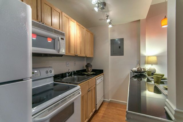 1111 Rutland Street, Houston, TX 77008