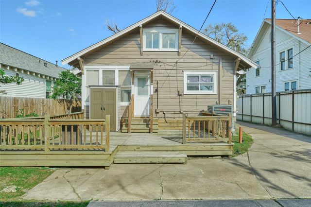 1111 Rutland Street, Houston, TX 77008