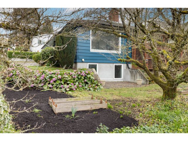 5408 Se HAWTHORNE Blvd, Portland, OR 97215