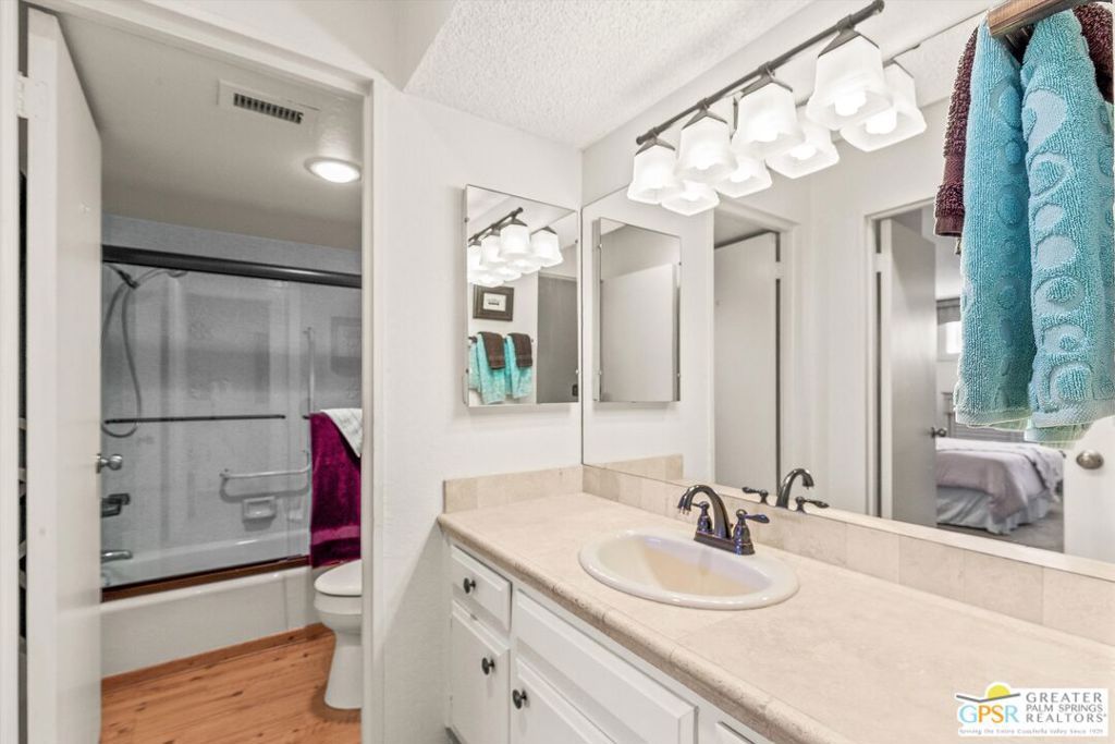 Image 10 of property listing at 1655 E Palm Canyon Drive 616, Palm Springs, CA 92264