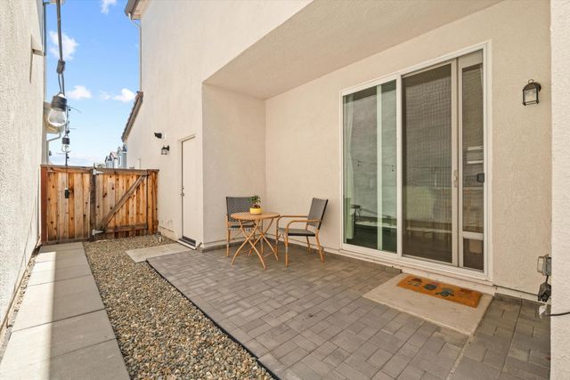 4532 Juneberry Dr, Sacramento, CA 95834