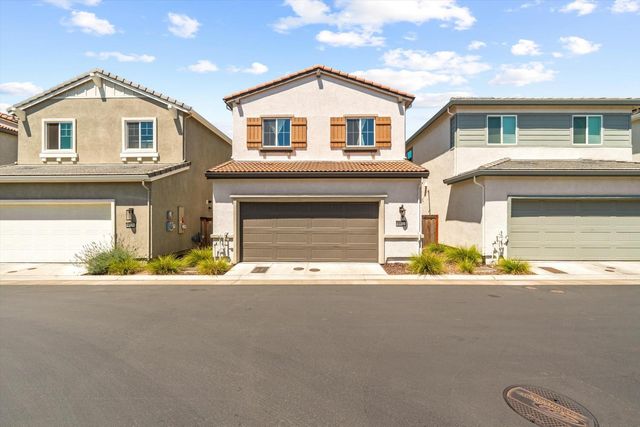 4532 Juneberry Dr, Sacramento, CA 95834
