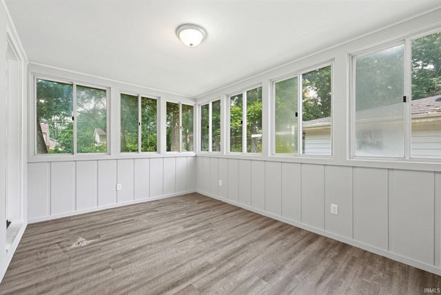 4917 Reed Road, Fort Wayne, IN 46835