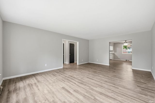 4917 Reed Road, Fort Wayne, IN 46835