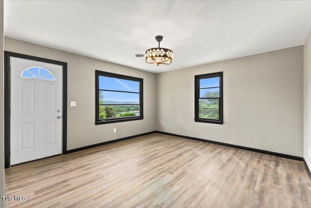3340 Cardinal Street, Kingsport, TN 37660
