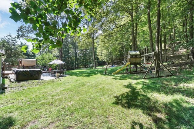 41 Peddler Hill Road, Monroe, NY 10950