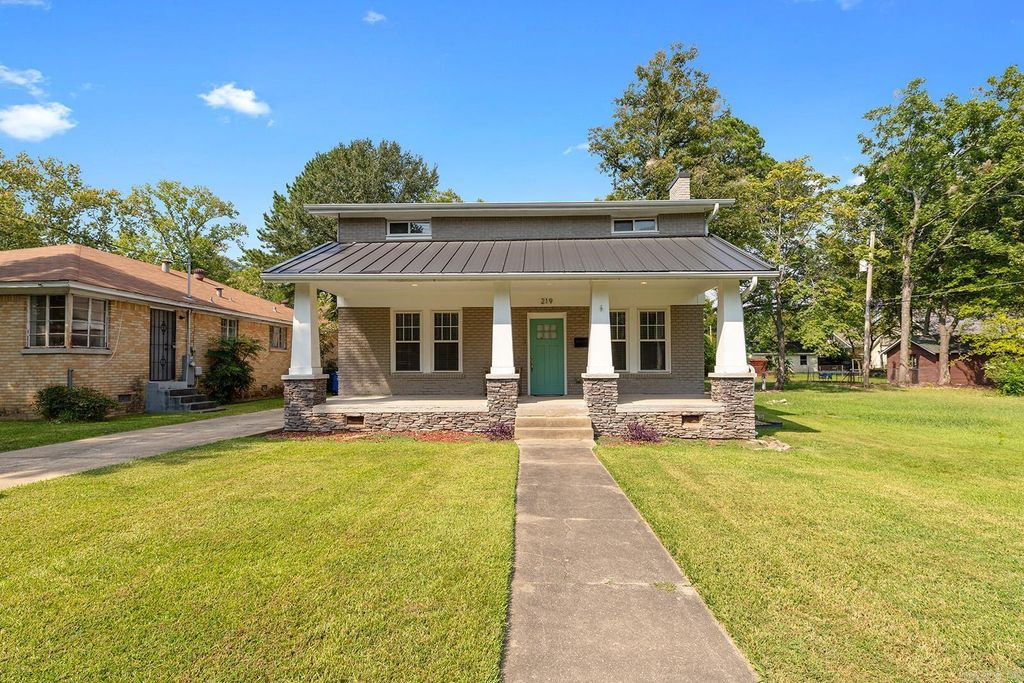 219 W D Avenue, North Little Rock, AR 72116