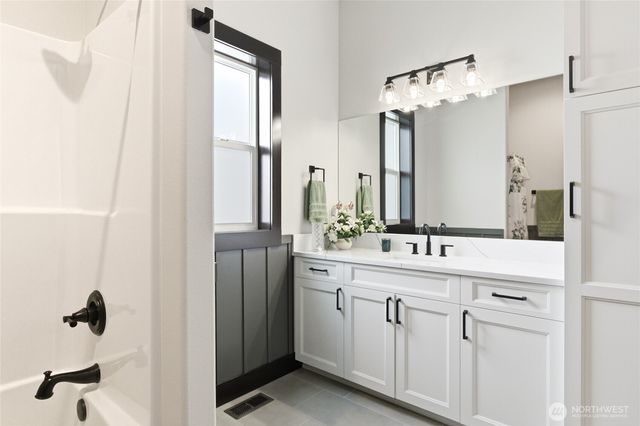 2663 7th Street SE, East Wenatchee, WA 98802