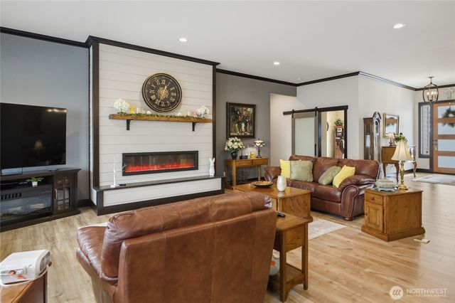 2663 7th Street SE, East Wenatchee, WA 98802