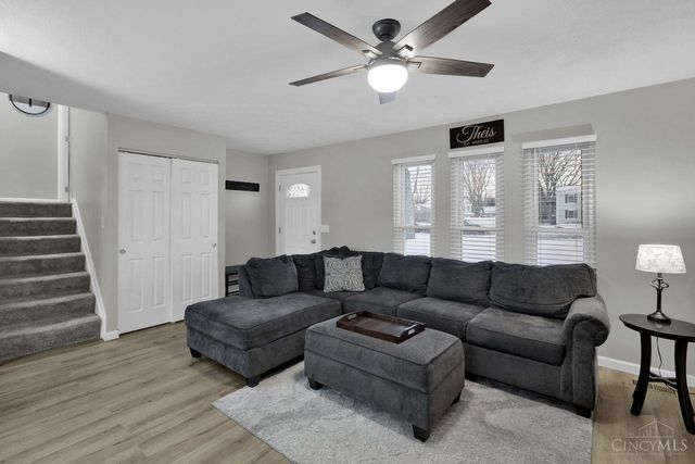 7966 Country Green Court, West Chester, OH 45069