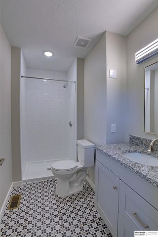 13007 Laurel Avenue, Omaha, NE 68164