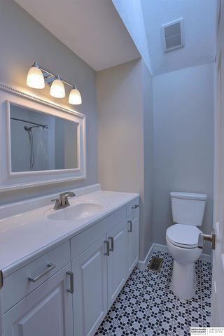 13007 Laurel Avenue, Omaha, NE 68164