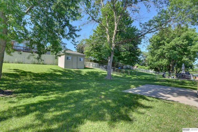 13007 Laurel Avenue, Omaha, NE 68164