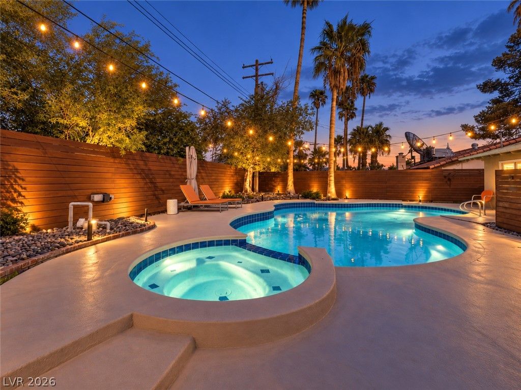 2812 Burton Avenue, Las Vegas, NV 89102 — photo 2