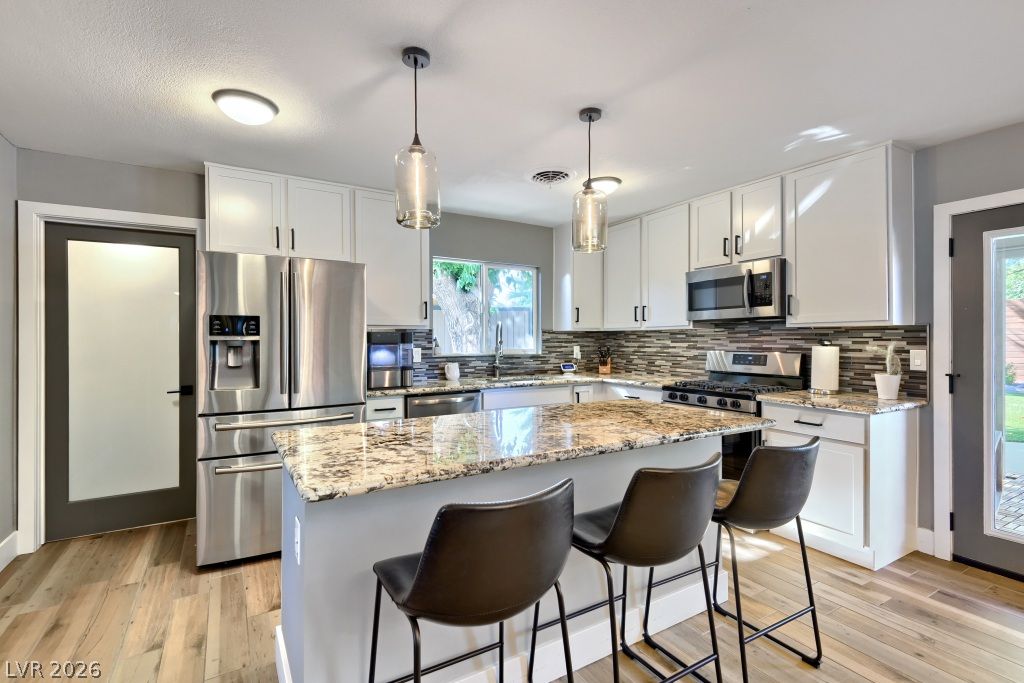 2812 Burton Avenue, Las Vegas, NV 89102 — photo 5