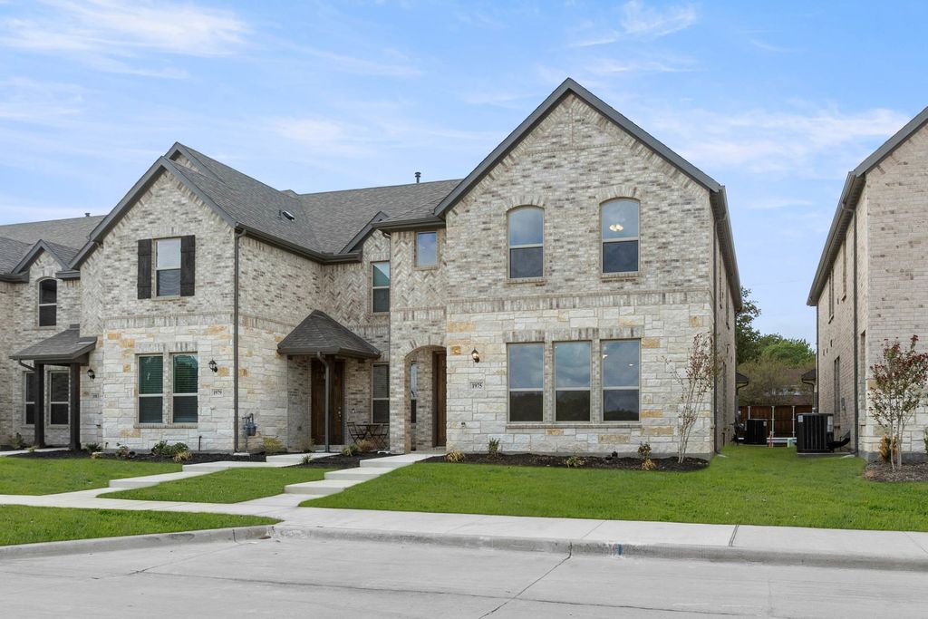 1975 Gentle Oak Trail, Corinth, TX 76210 — photo 3