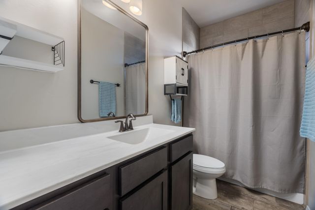 4273 Mountain Trail Loop NE, Rio Rancho, NM 87144