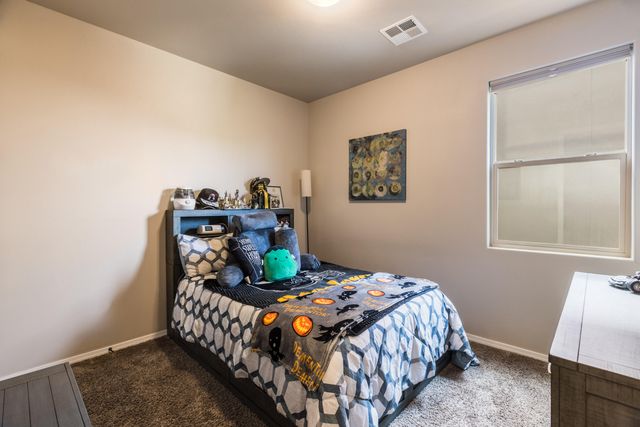 4273 Mountain Trail Loop NE, Rio Rancho, NM 87144