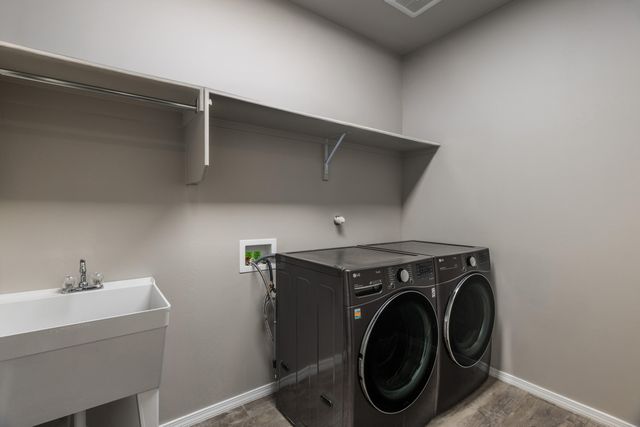 4273 Mountain Trail Loop NE, Rio Rancho, NM 87144