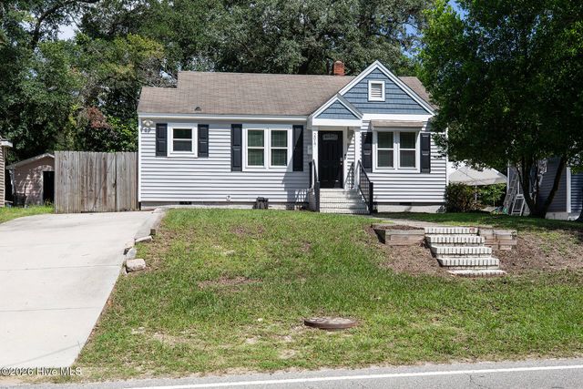 2017 Burnett Boulevard, Wilmington, NC 28401