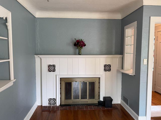 708 E Elm Avenue, Olivia, MN 56277