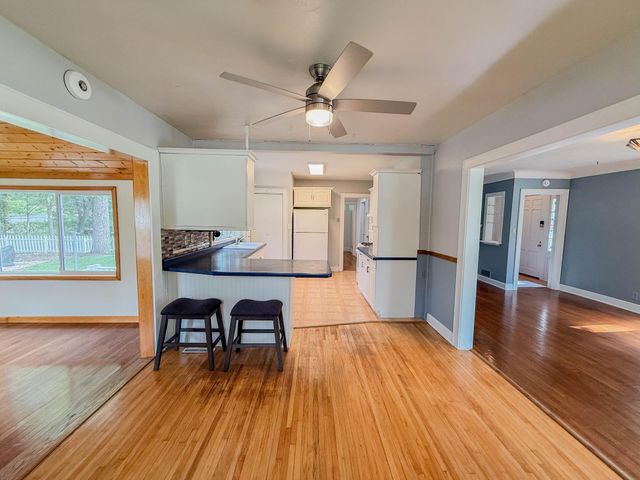 708 E Elm Avenue, Olivia, MN 56277