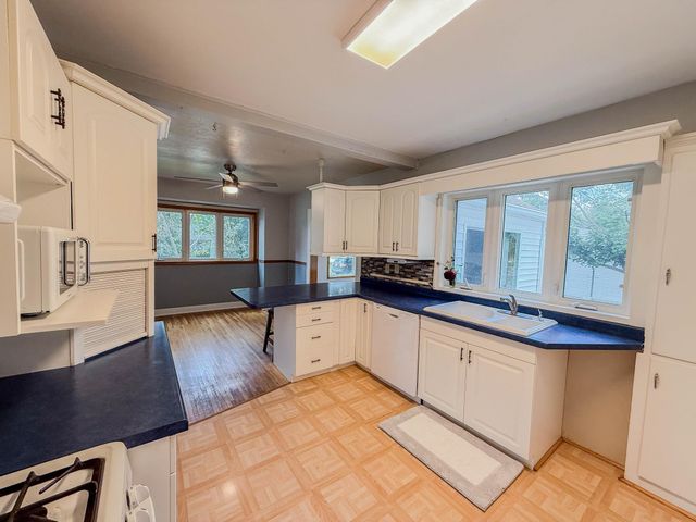 708 E Elm Avenue, Olivia, MN 56277