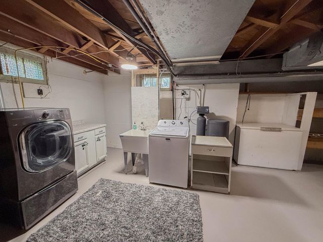 708 E Elm Avenue, Olivia, MN 56277